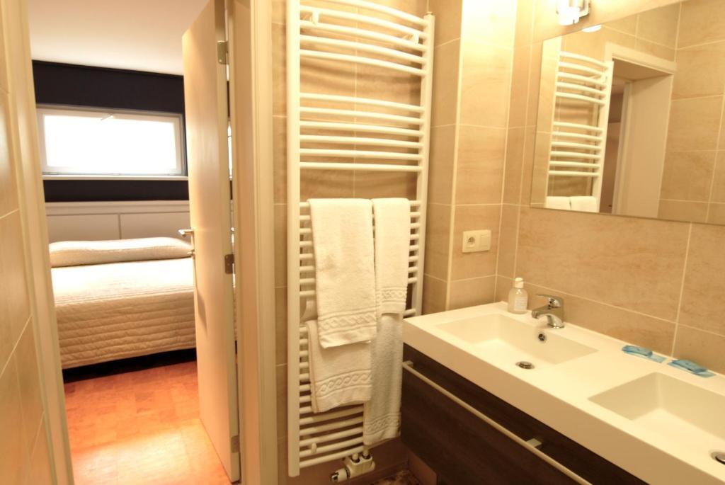 Hotel Le Joli Bois Waterloo Quarto foto